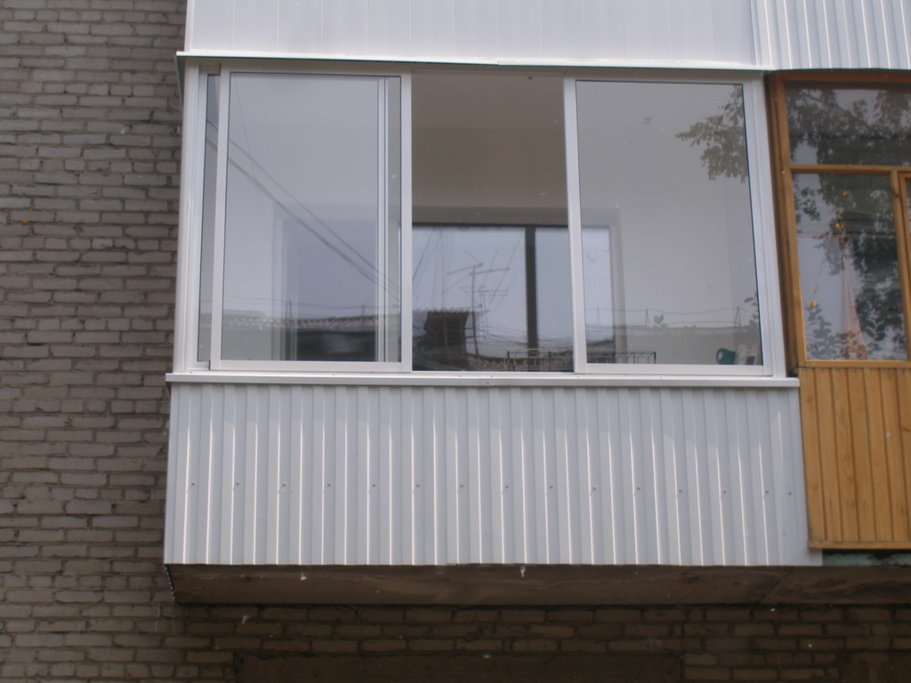Установка пластиковых окон на балконе: остекление лоджии Кубинка